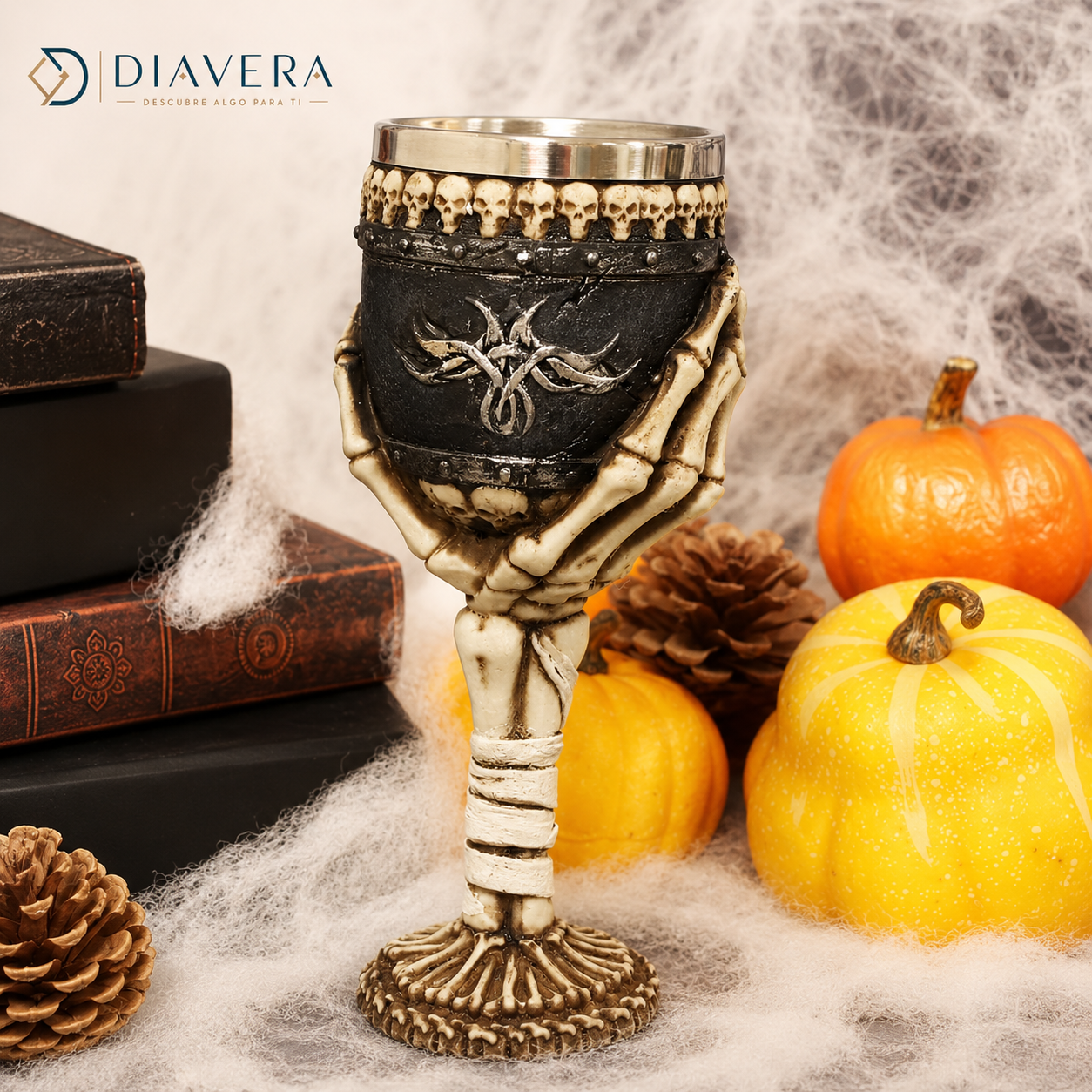 Copa Medieval Brazo Calavera